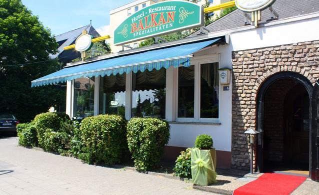 Hotel Restaurant Balkan Trier Bagian luar foto